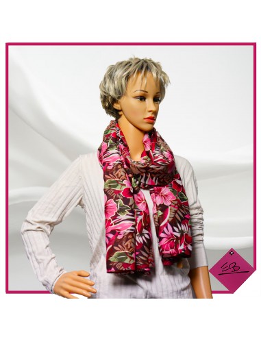 Foulard décor floral a dominance rose et chocolat,