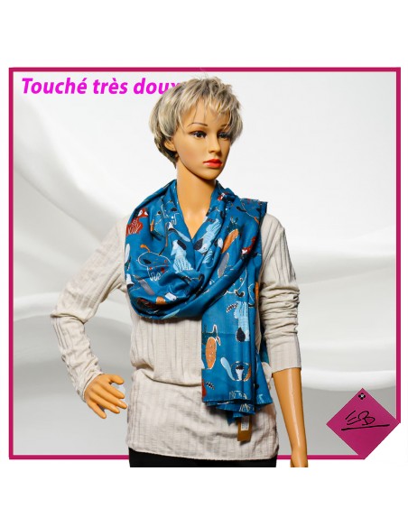 Foulard coloris bleu  motif chien