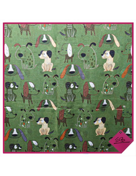 Foulard coloris vert motif chien