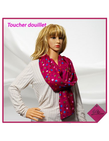 Foulard fuchsia à pois, fin décor doré, toucher douillet,