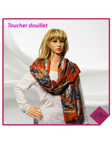 Foulard fuchsia décor coup de  pinceau, fin décor doré, toucher douillet,