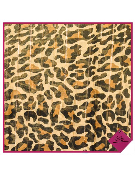 Foulard motif léopard noir écru